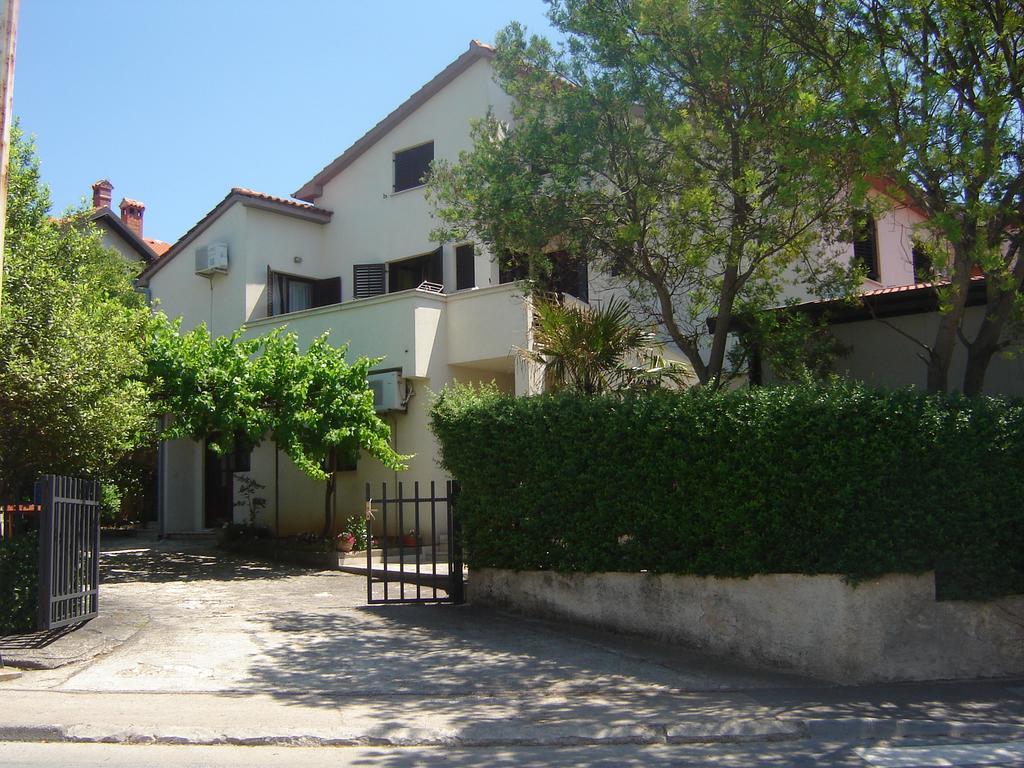 Apartments Tena With Private Parking Pula Exteriér fotografie